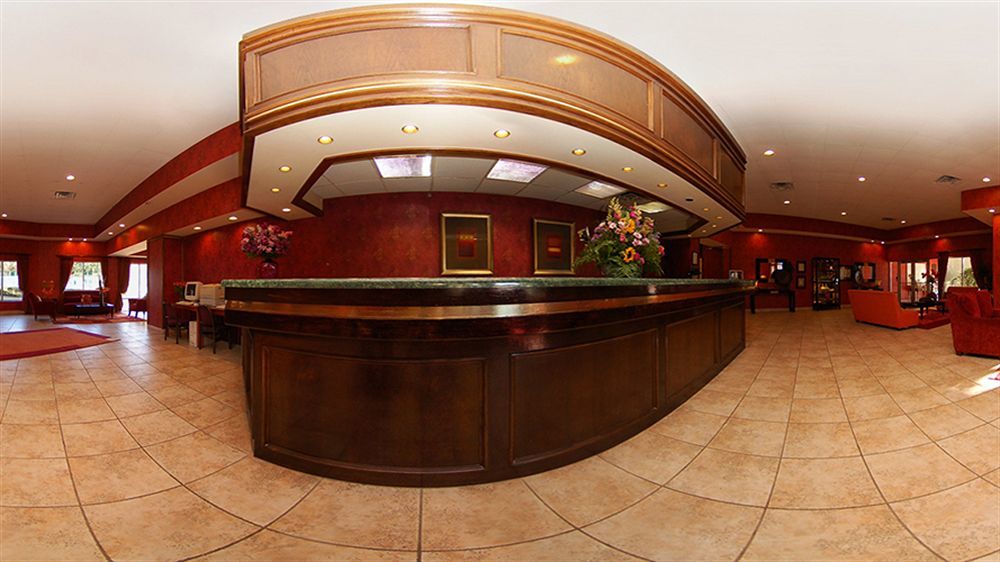 Texas Inn & Suites Дентън Екстериор снимка