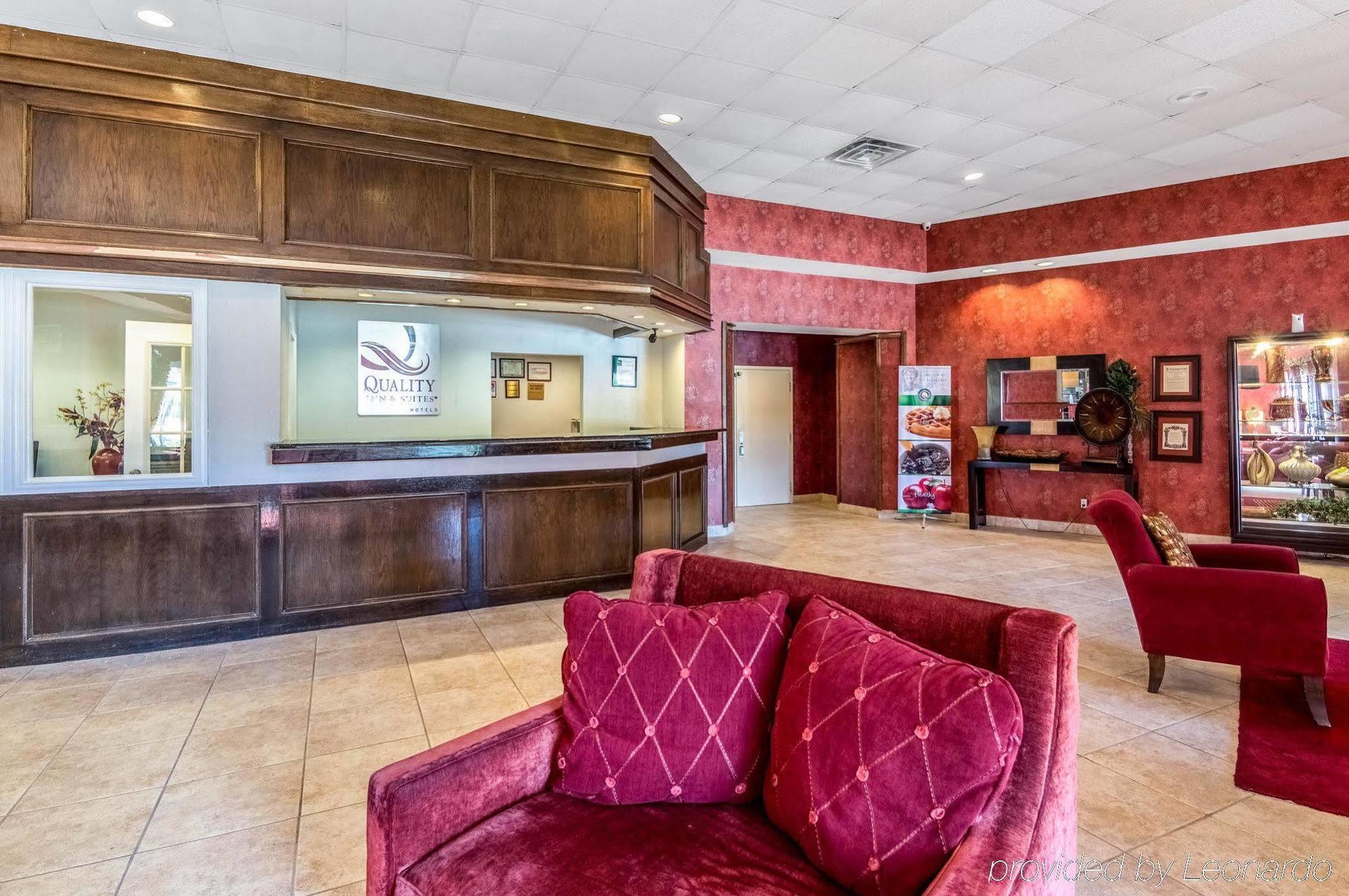 Texas Inn & Suites Дентън Екстериор снимка