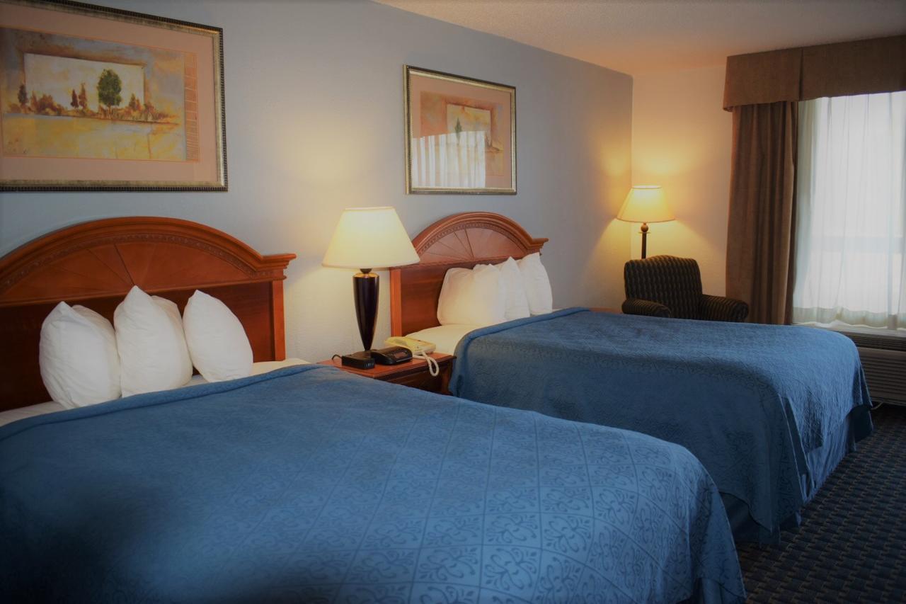 Texas Inn & Suites Дентън Екстериор снимка